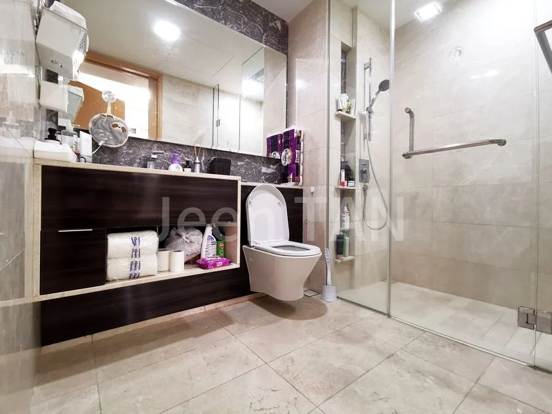 1 Bed Condo for Sale in  Commonwealth Towers - Image 5