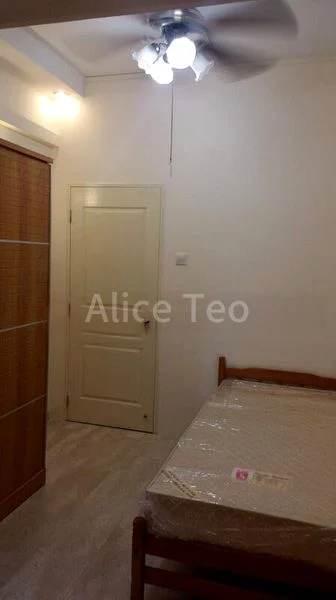 Common Room (Condo) for Rent in  Woodsville Mansions - Image 2