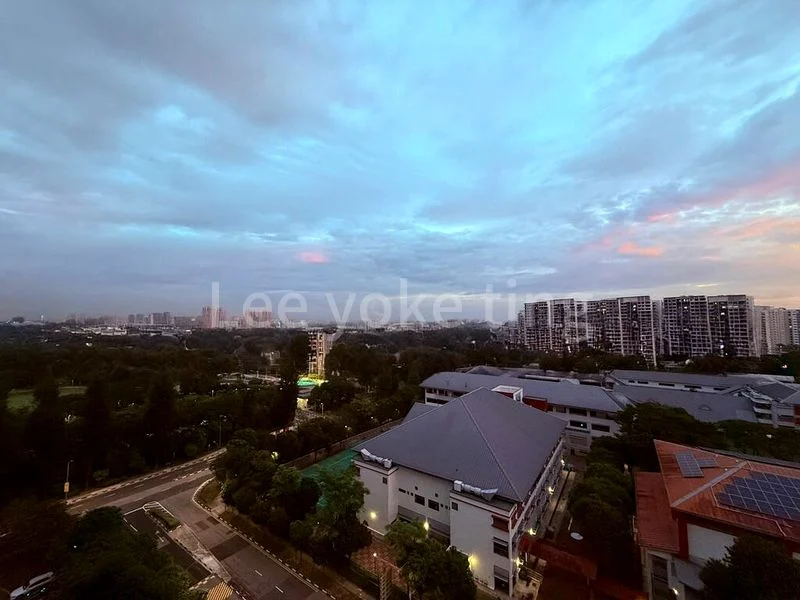4 Bed Executive Condo for Sale in Lake Life - Image 1
