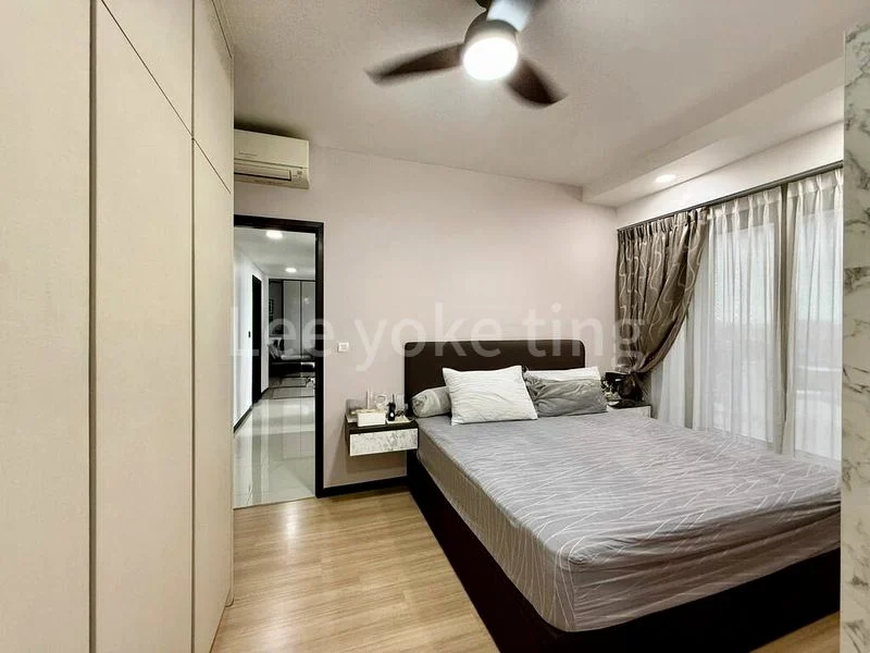 4 Bed Executive Condo for Sale in Lake Life - Image 5