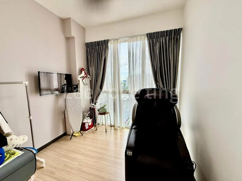 4 Bed Executive Condo for Sale in Lake Life - Image 4