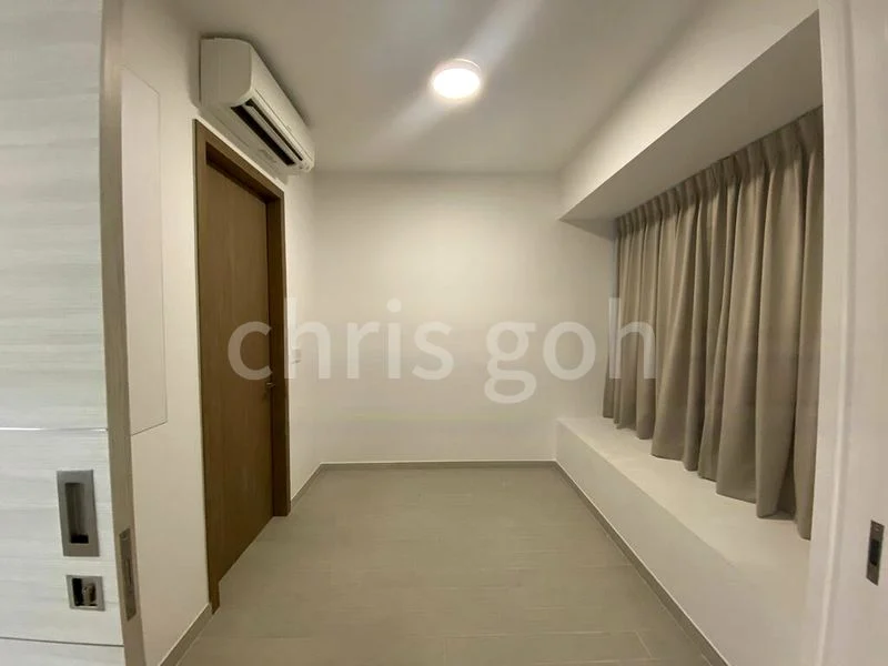 2 Bed Condo for Rent in  UIC Building - Image 5