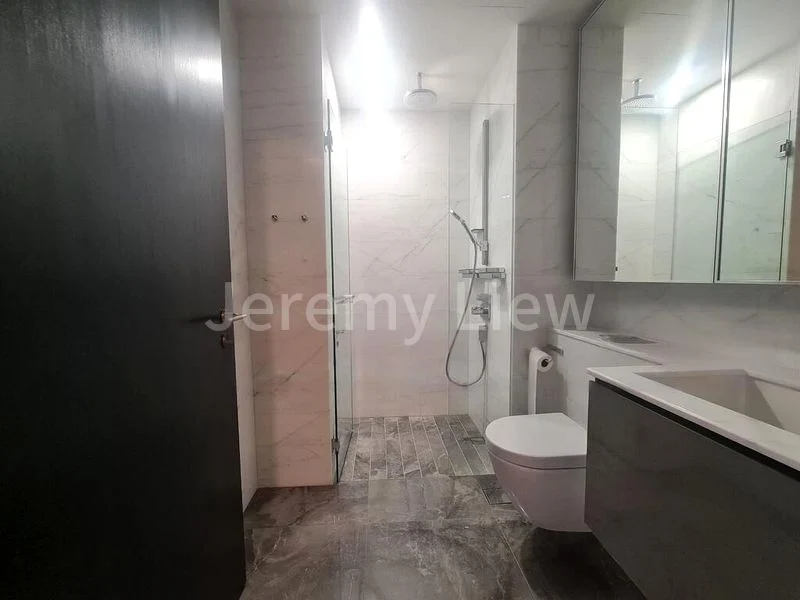 2 Bed Condo for Rent in  Midtown Bay - Image 1