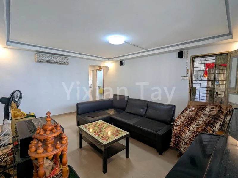 4 Room (4NG) HDB for Sale in  253 Hougang Avenue 3 - Image 4