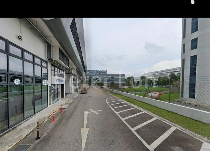 Light Industrial (B1) for Sale: Prime Ground Floor Showroom, Main Road Frontage & Heavy Traffic for a High 5.5% Rental Yield! - Image 3