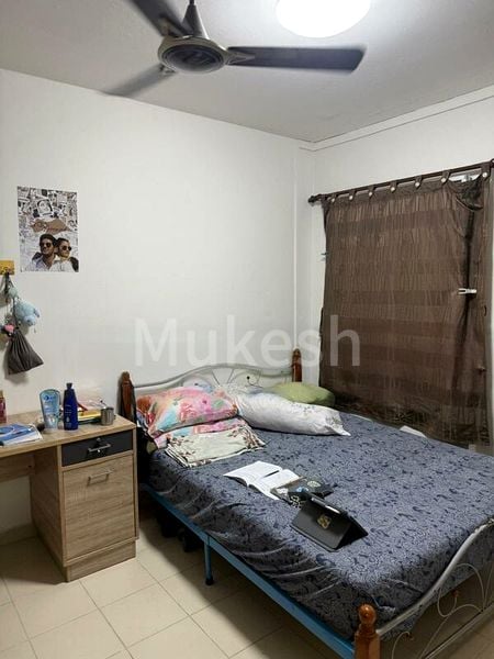 3 Room (3A) HDB for Sale in  915 Jurong West Street 91 - Image 3