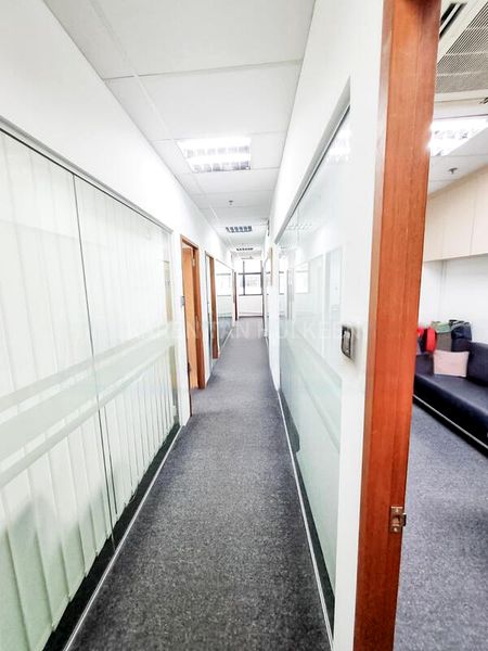 Light Industrial (B1) for Rent: Midview City - Image 7