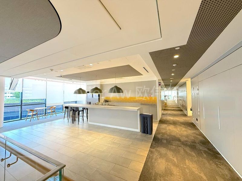 Office for Rent: Woods Square - Image 2