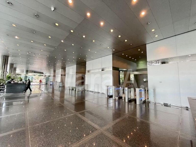 Office for Rent: Gateway West - Image 10