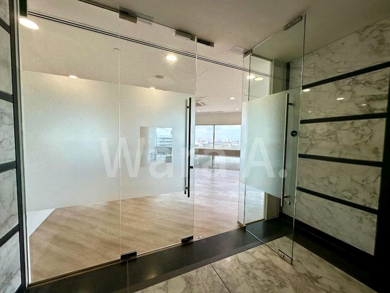 Office for Rent: Gateway West - Image 7