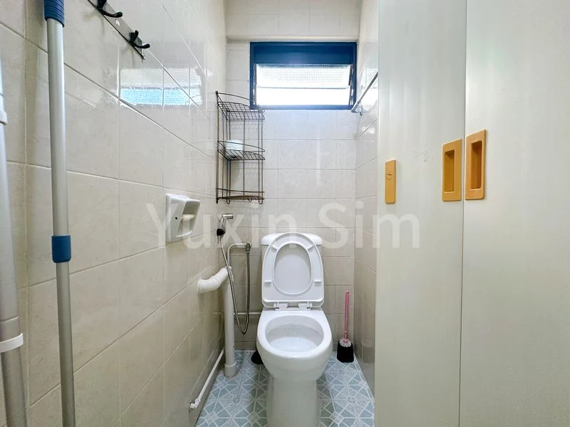 3 Room (3I) HDB for Rent in  157 Lorong 1 Toa Payoh - Image 12