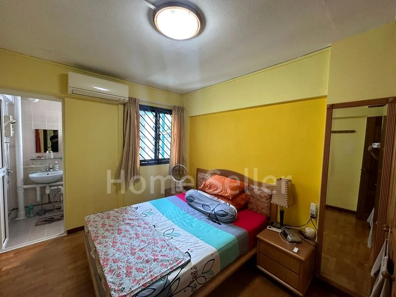 3 Room (3NG) HDB for Sale in 558 Ang Mo Kio Avenue 10 - Image 4