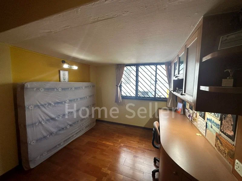 3 Room (3NG) HDB for Sale in 558 Ang Mo Kio Avenue 10 - Image 3