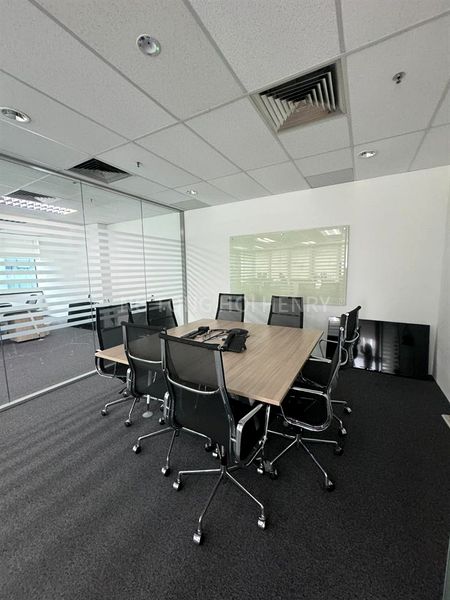 Office for Rent in  City House - Image 3