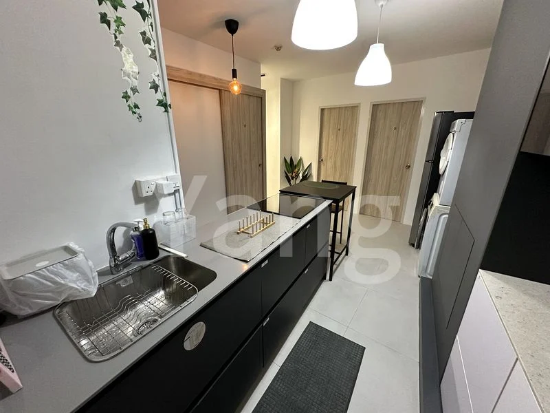 Common Room (Condo) for Rent in  The Plaza - Image 12