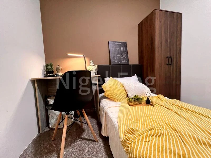 Room (Landed) for Rent in  East View Garden - Image 4