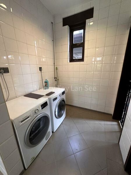 5 Bed Bungalow (Landed) for Rent in  Charming Garden - Image 9