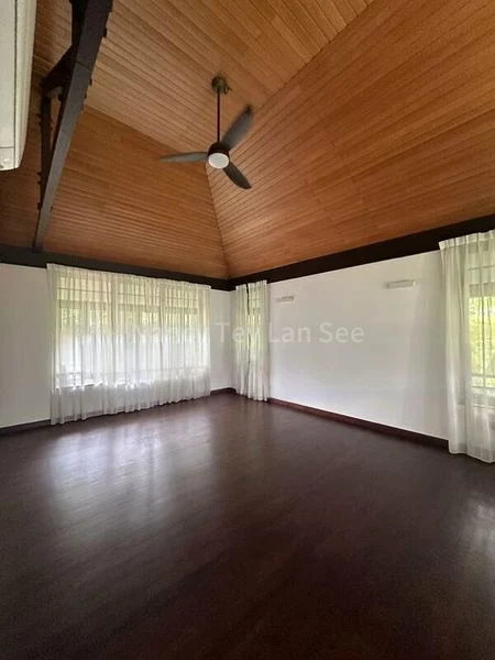 5 Bed Bungalow (Landed) for Rent in  Charming Garden - Image 5