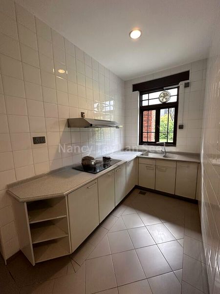 5 Bed Bungalow (Landed) for Rent in  Charming Garden - Image 8