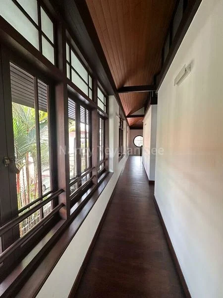 5 Bed Bungalow (Landed) for Rent in  Charming Garden - Image 1