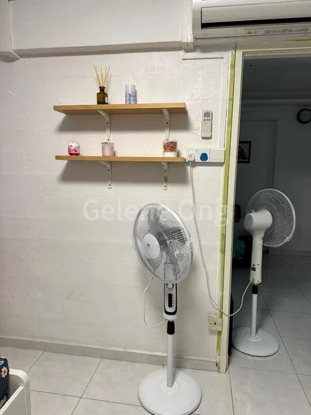 Room (HDB) for Rent in  165 Stirling Road - Image 3