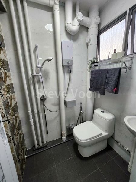 Room (HDB) for Rent in 57 New Upper Changi Road - Image 5