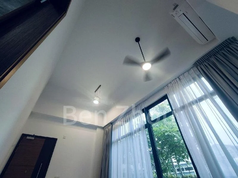 3 Bed Apartment (Condo) for Sale in  Parkwood Residences - Image 2