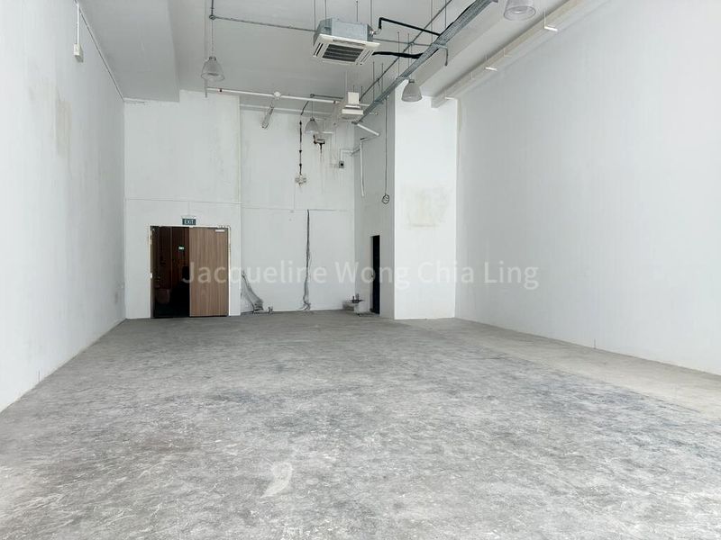 Light Industrial (B1) for Rent: Interlocal Centre - Image 5