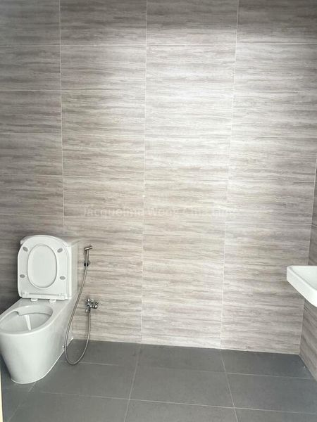 Light Industrial (B1) for Rent: Interlocal Centre - Image 4