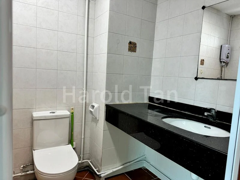 1 Bed Apartment (Condo) for Rent in  Sunshine Lodge - Image 6