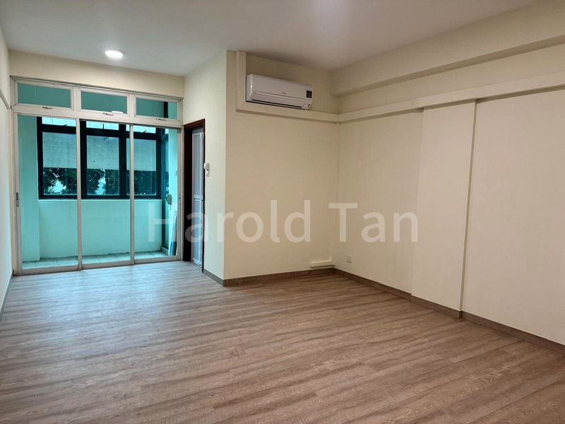 1 Bed Apartment (Condo) for Rent in  Sunshine Lodge - Image 2