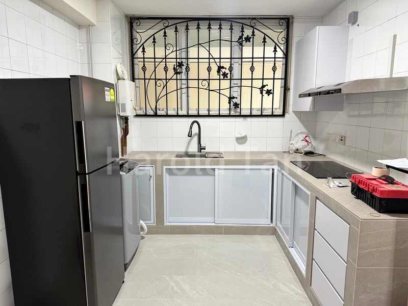 1 Bed Apartment (Condo) for Rent in  Sunshine Lodge - Image 5