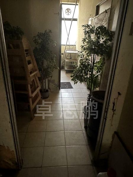 Food & Beverage for Sale: 3-Story Shophouse - Image 5