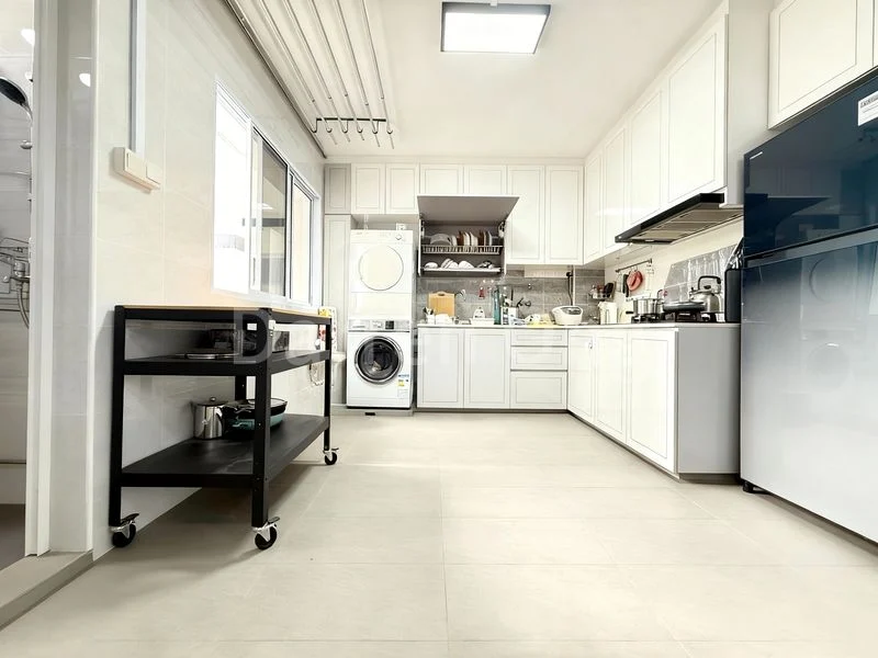 4 Room (4A) HDB for Sale in  496B Tampines Street 43 - Image 7