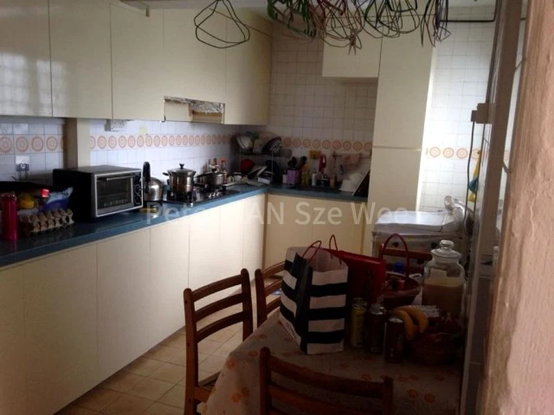 Common Room (HDB) for Rent in  724 Clementi West Street 2 - Image 4