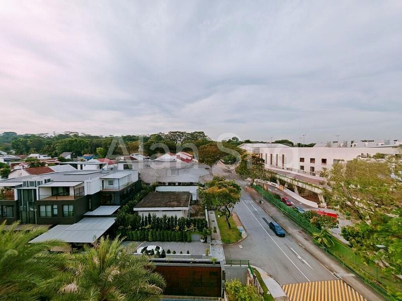 2 Bed Condo for Rent in  Holland Grove Road - Image 7