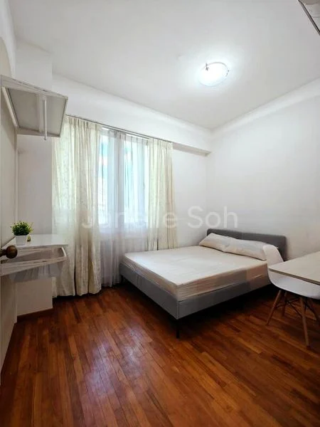 Common Room (Condo) for Rent in  The Huntington - Image 1