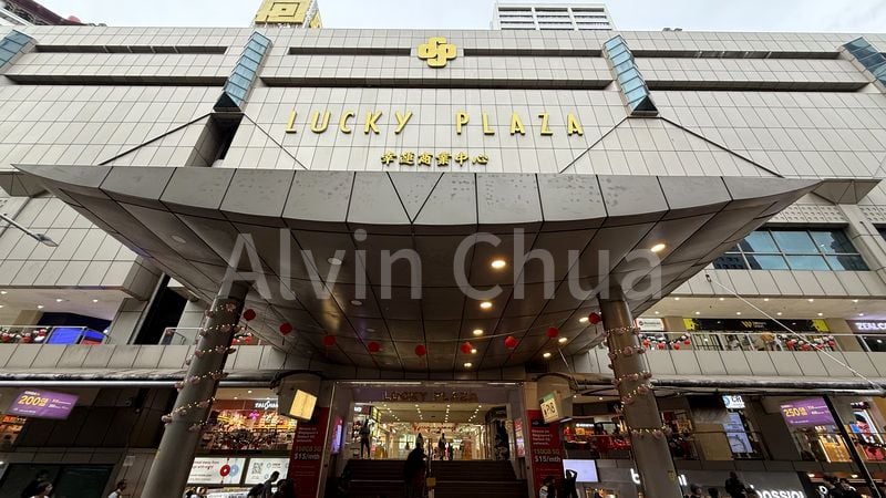 Mall Shop for Sale in Lucky Plaza - Image 1
