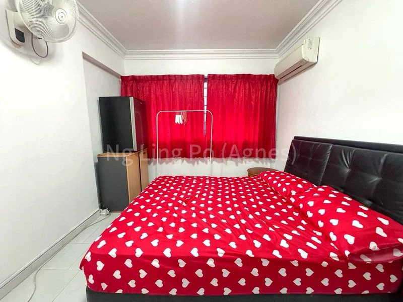 Common Room (HDB) for Rent in  112 Pasir Ris Street 11 - Image 1