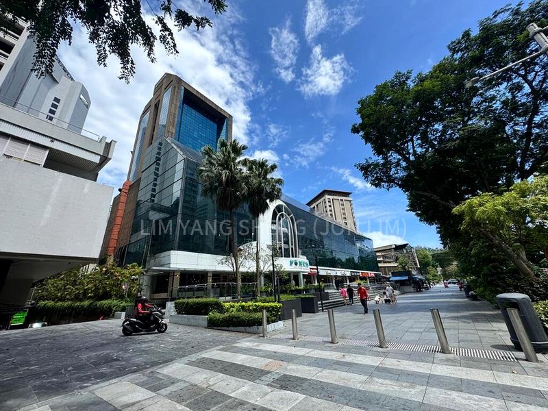 Mall Shop for Rent: Forum Galleria Shopping Centre - Image 3