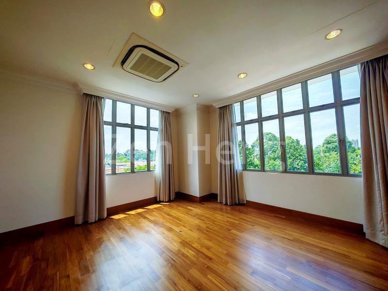 6 Bed Good Class Bungalow (Landed) for Rent in  Villas Holland - Image 14