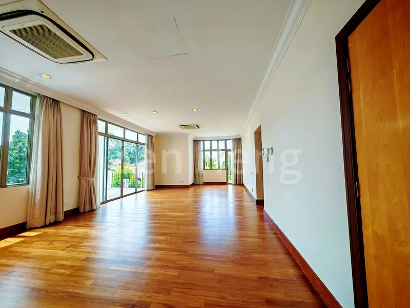 6 Bed Good Class Bungalow (Landed) for Rent in  Villas Holland - Image 9