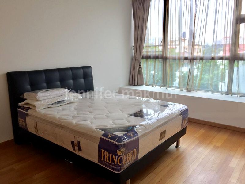 3 Bed Condo for Rent in  One Jervois - Image 4