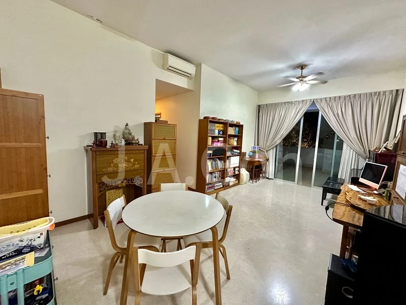 3 Bed Condo for Sale in  Clover By The Park - Image 9