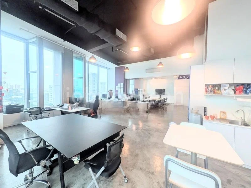 Office for Rent: ARC 380 - Image 6