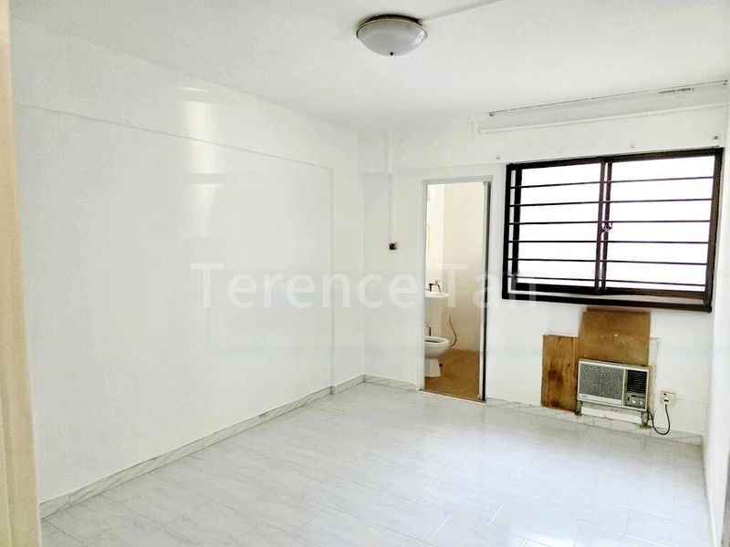 4 Room (4S) HDB for Sale in  755 Yishun Street 72 - Image 4