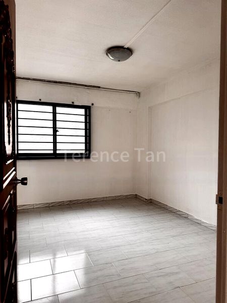 4 Room (4S) HDB for Sale in  755 Yishun Street 72 - Image 8