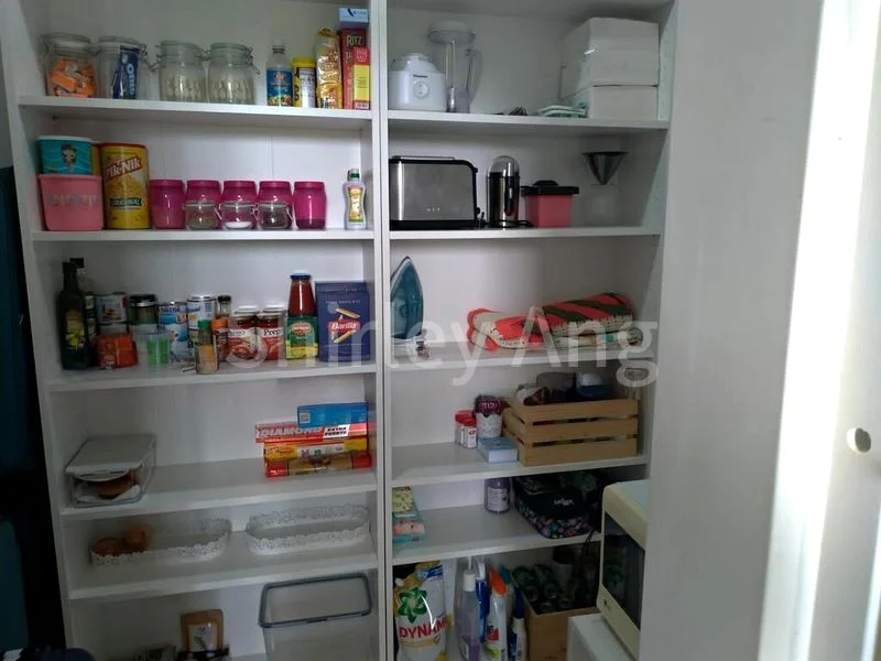 2 Bed Condo for Rent in Holland Residences - Image 3