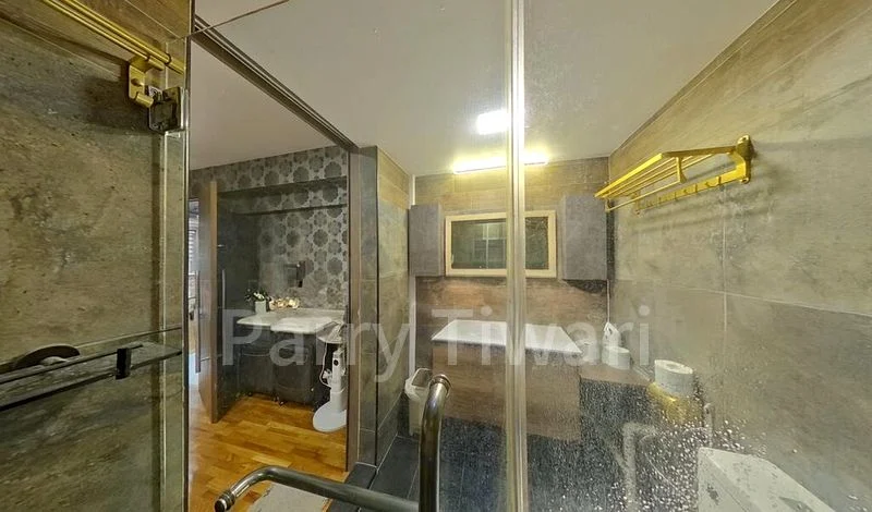 Executive HDB for Sale in  Compassvale Road - Image 7