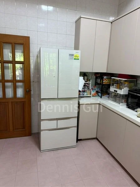 Common Room (Landed) for Rent in Lakeside Grove - Image 9